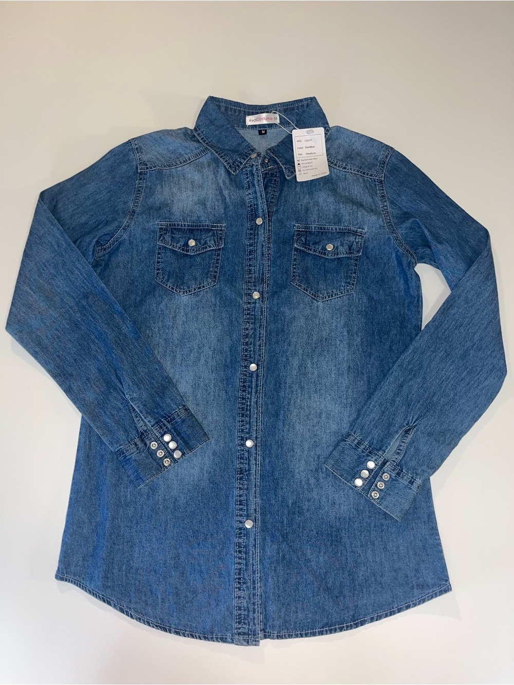 Denim women's Pearl Snap Western Shirt Rodeo Basic Lightweight NWT Cowgirl M